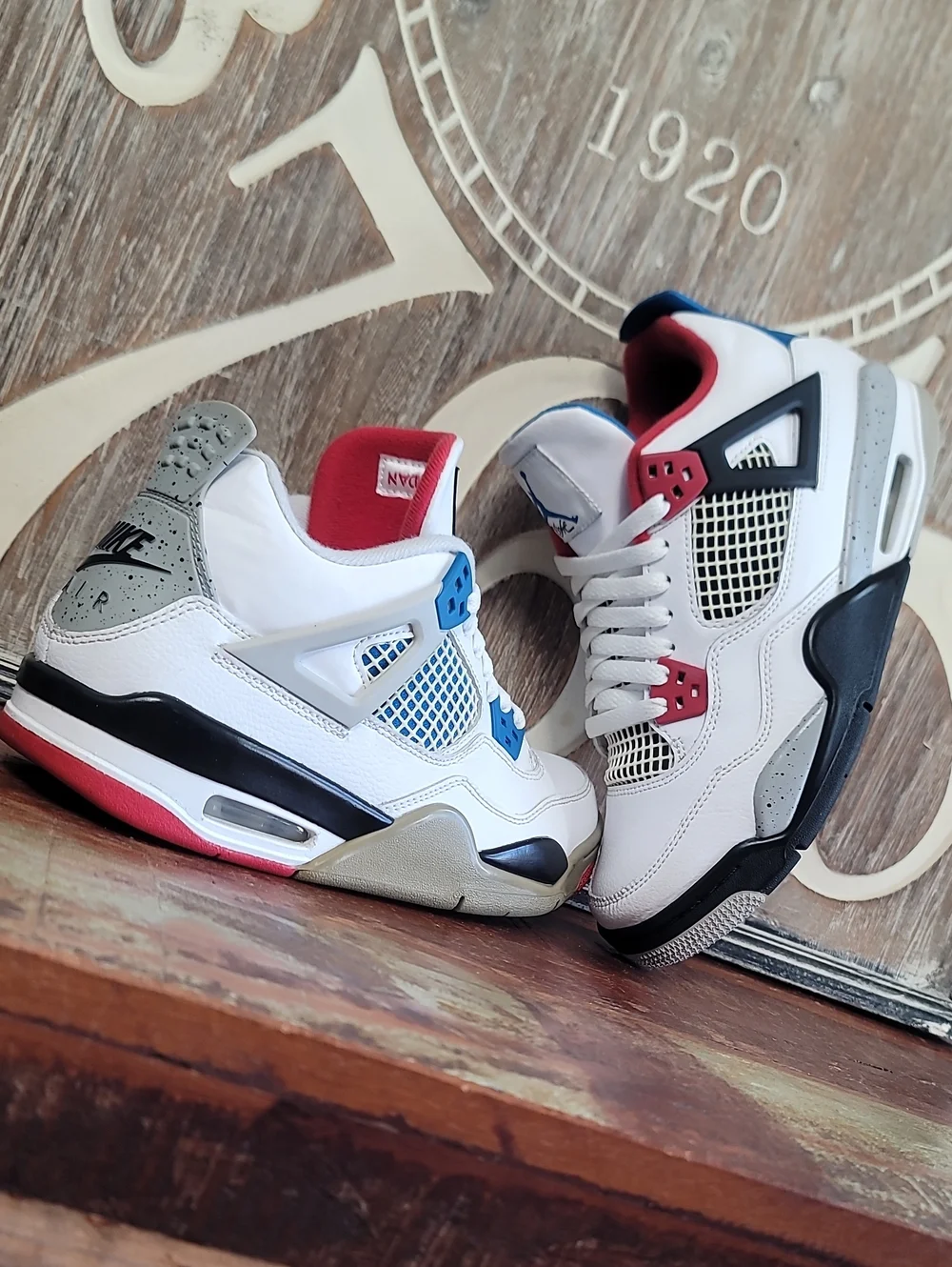 Nike Air Jordan 4 SE 'What The 4' 30th Anniversary Wmns 8.5 Good Condition.